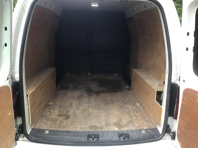 VOLKSWAGEN CADDY MAXI