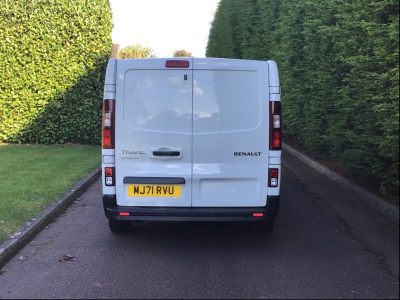 RENAULT TRAFIC