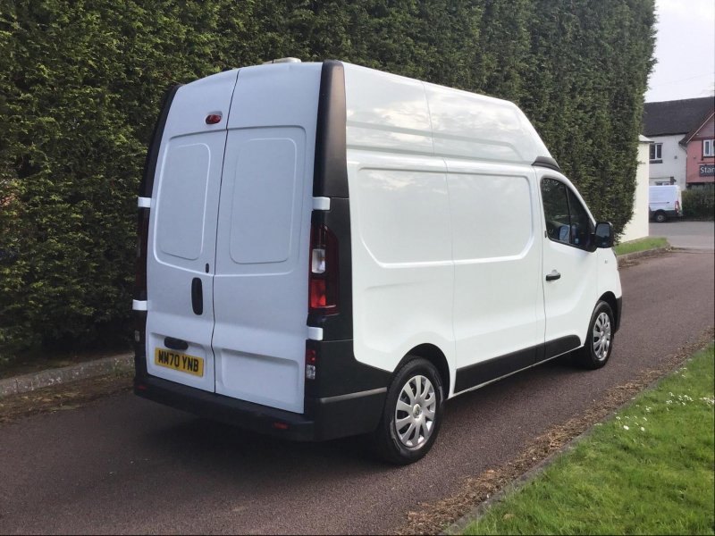 RENAULT TRAFIC