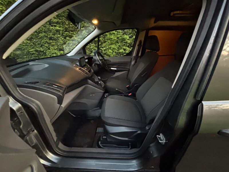 FORD TRANSIT CONNECT