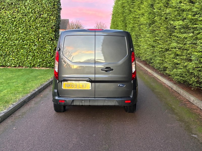 FORD TRANSIT CONNECT