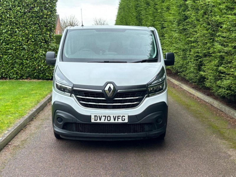 RENAULT TRAFIC