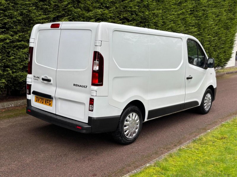 RENAULT TRAFIC