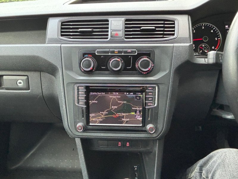 VOLKSWAGEN CADDY